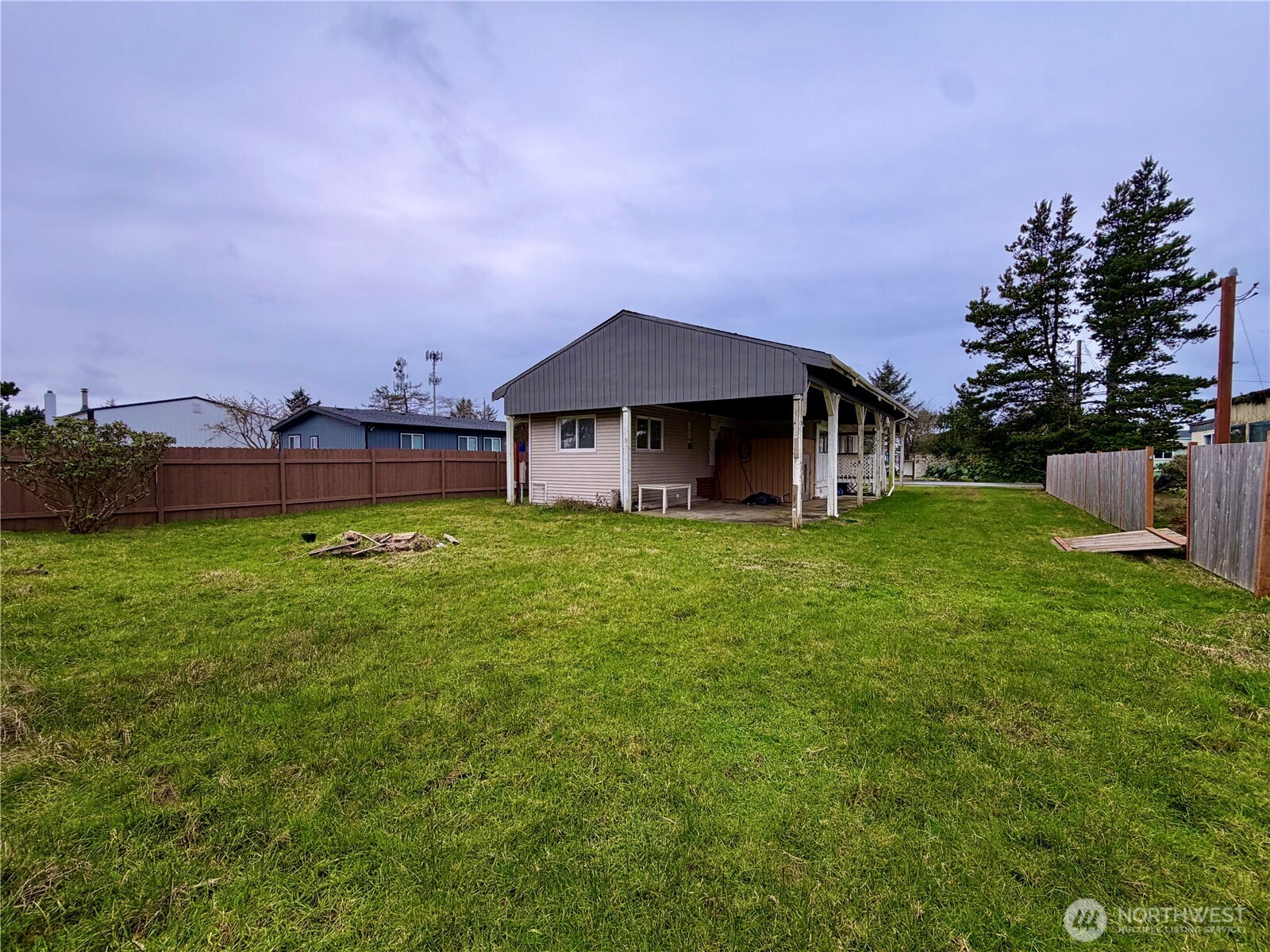 774 Rain Street NE, Ocean Shores, WA 98569