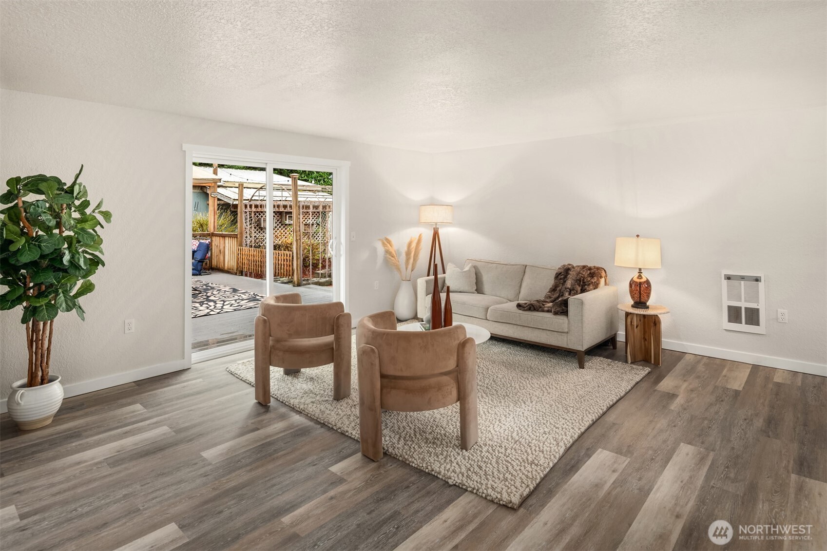 26815 NE Bird Street , Duvall, WA 98019