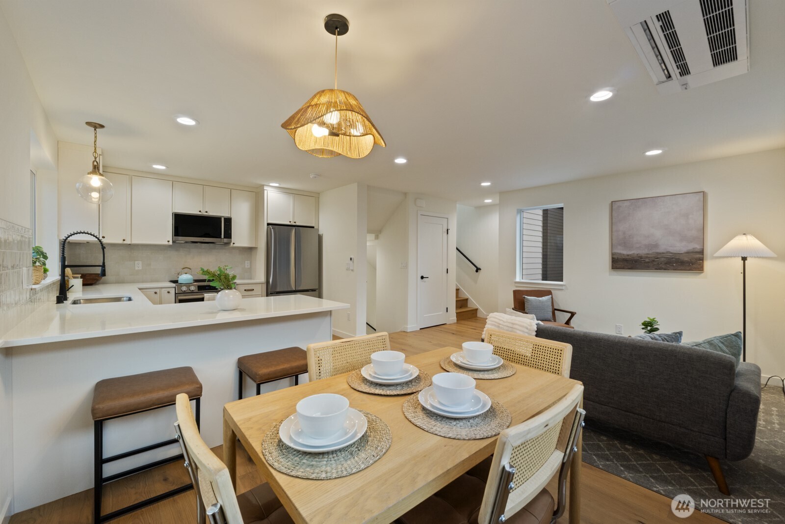 2725 NE 87th Street , Seattle, WA 98115