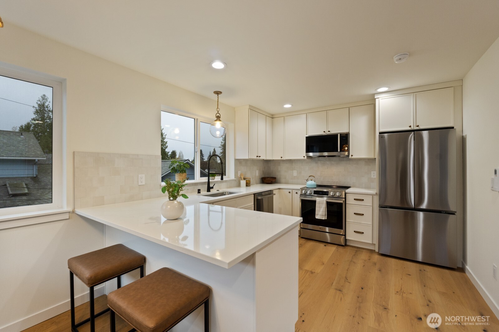 2725 NE 87th Street , Seattle, WA 98115
