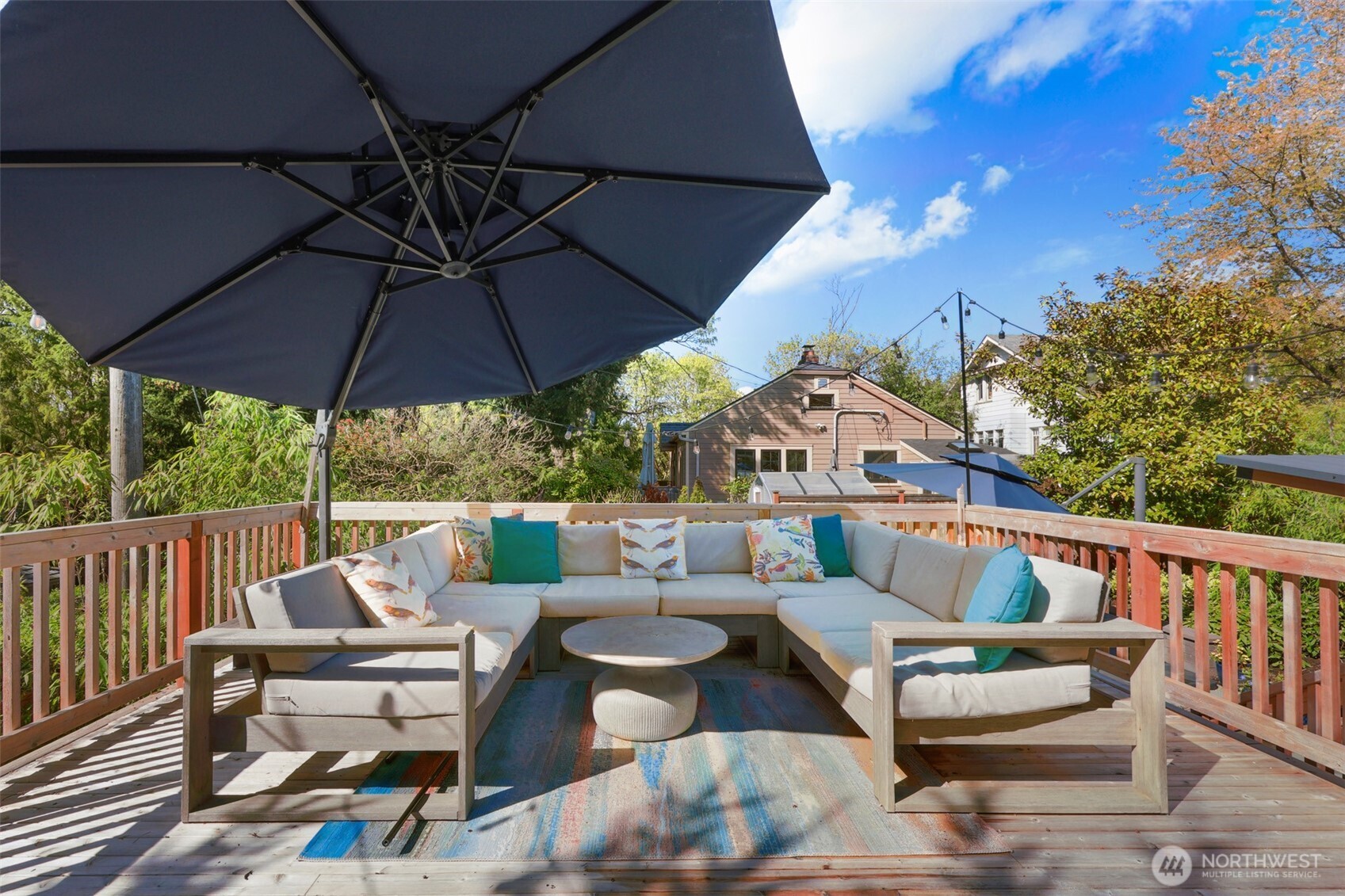 4634 SW Frontenac Street , Seattle, WA 98136