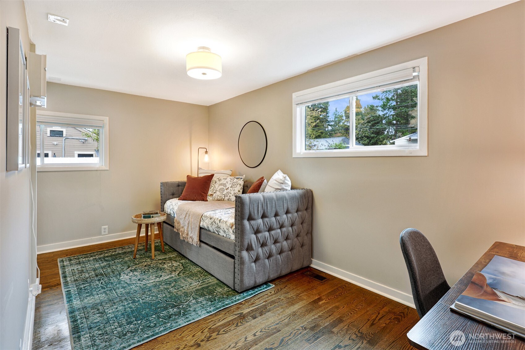 4634 SW Frontenac Street , Seattle, WA 98136