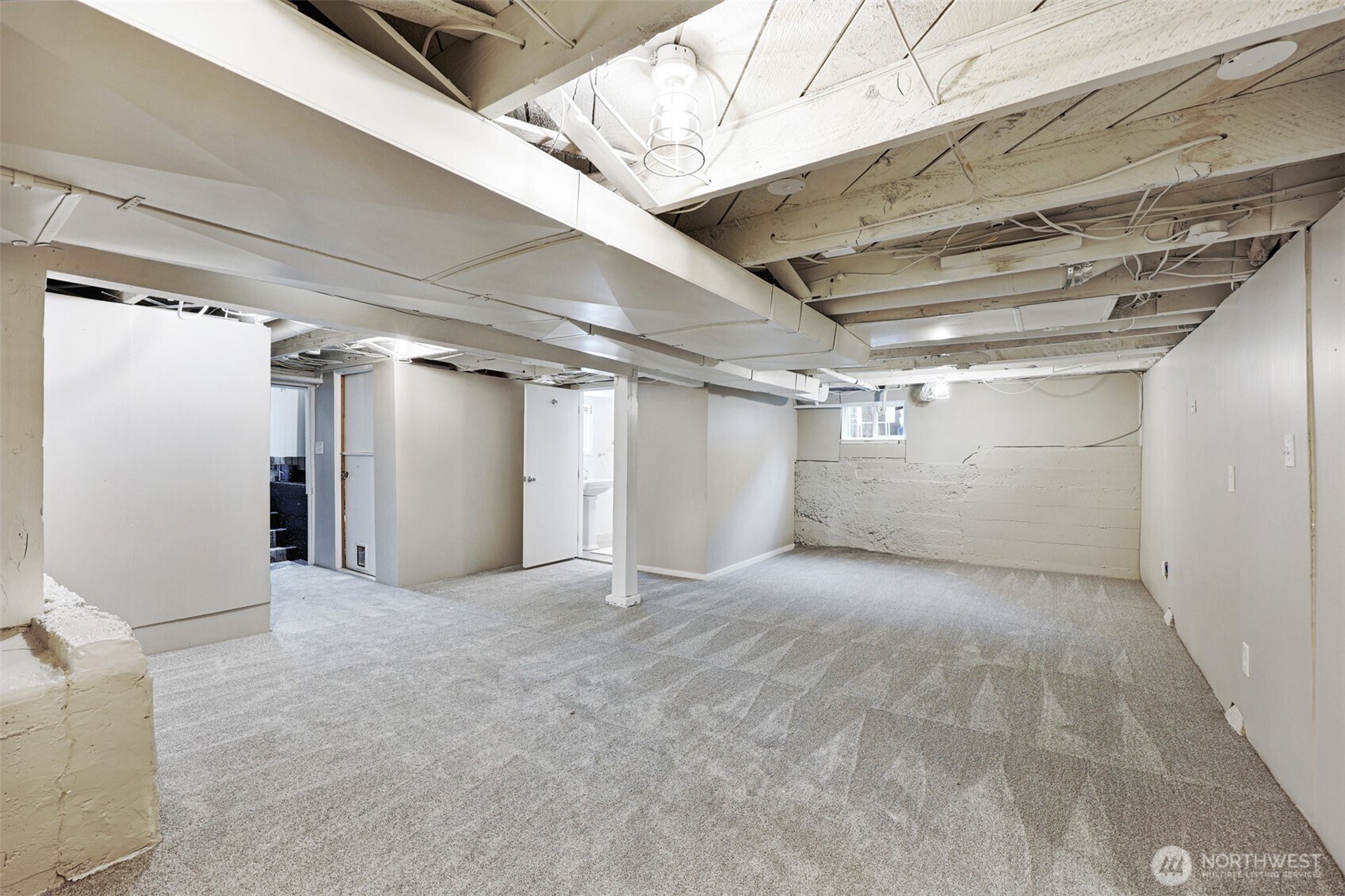 4634 SW Frontenac Street , Seattle, WA 98136
