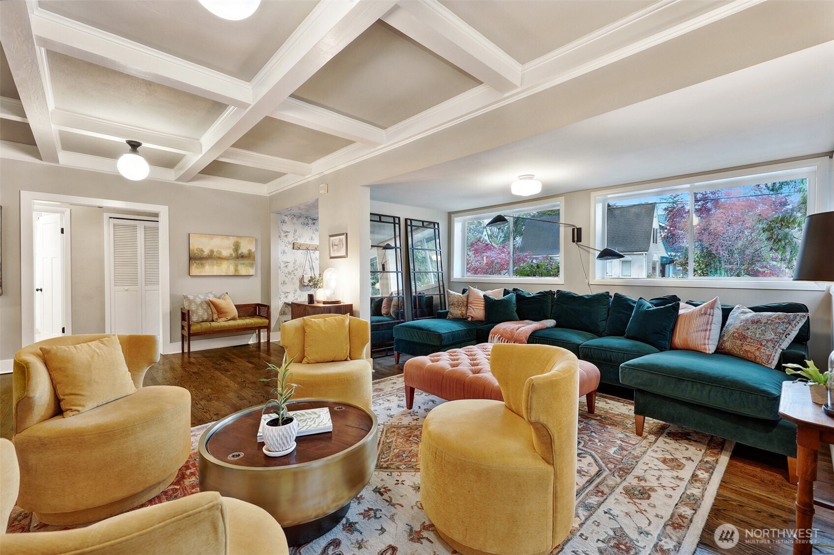 4634 SW Frontenac Street , Seattle, WA 98136