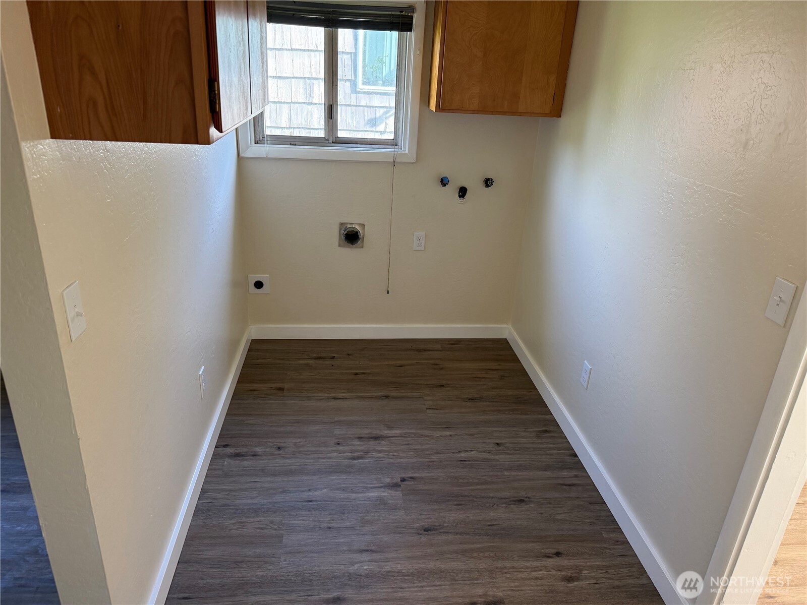 1216 N 1ST Avenue , Kelso, WA 98626