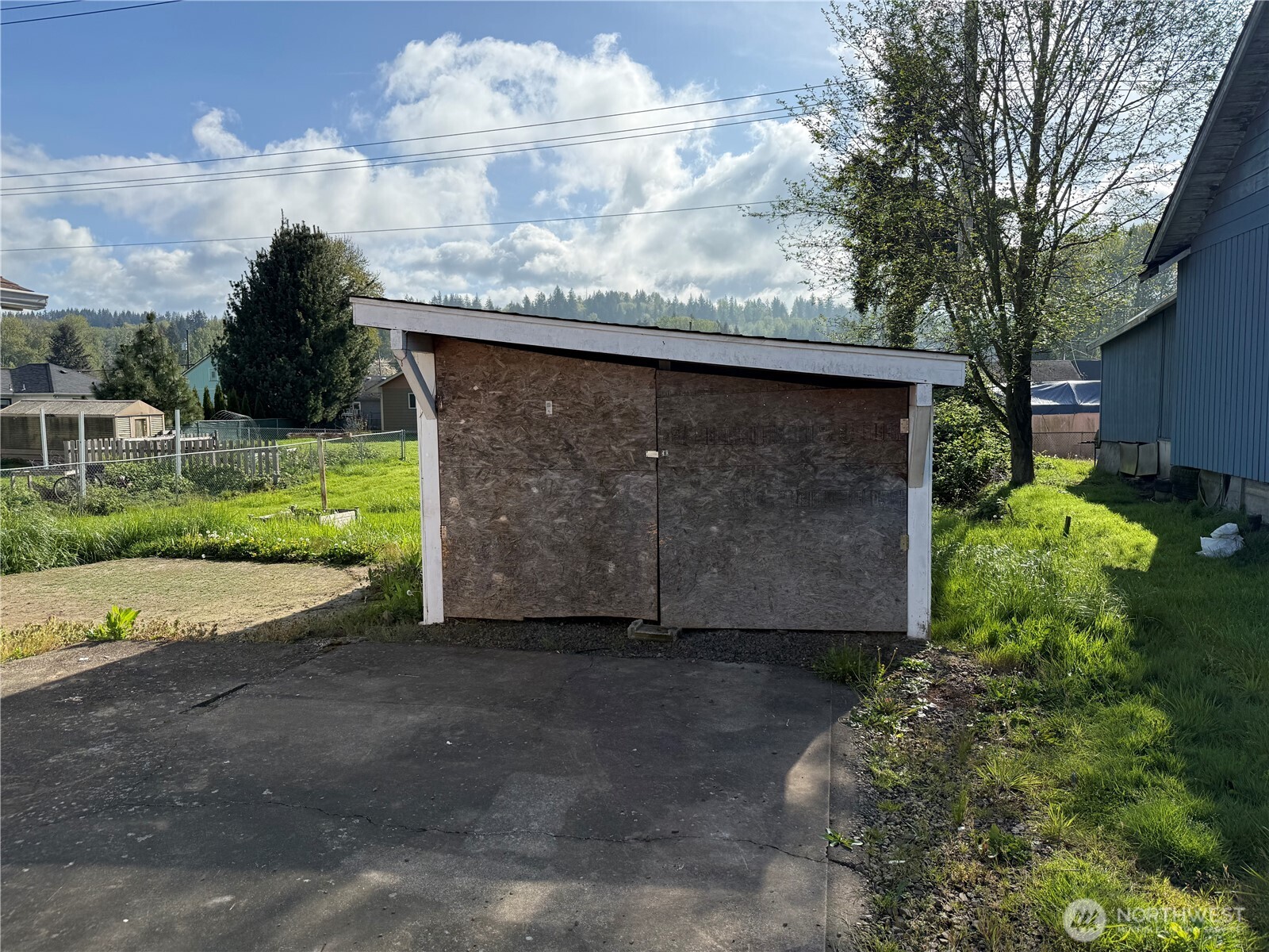 1216 N 1ST Avenue , Kelso, WA 98626