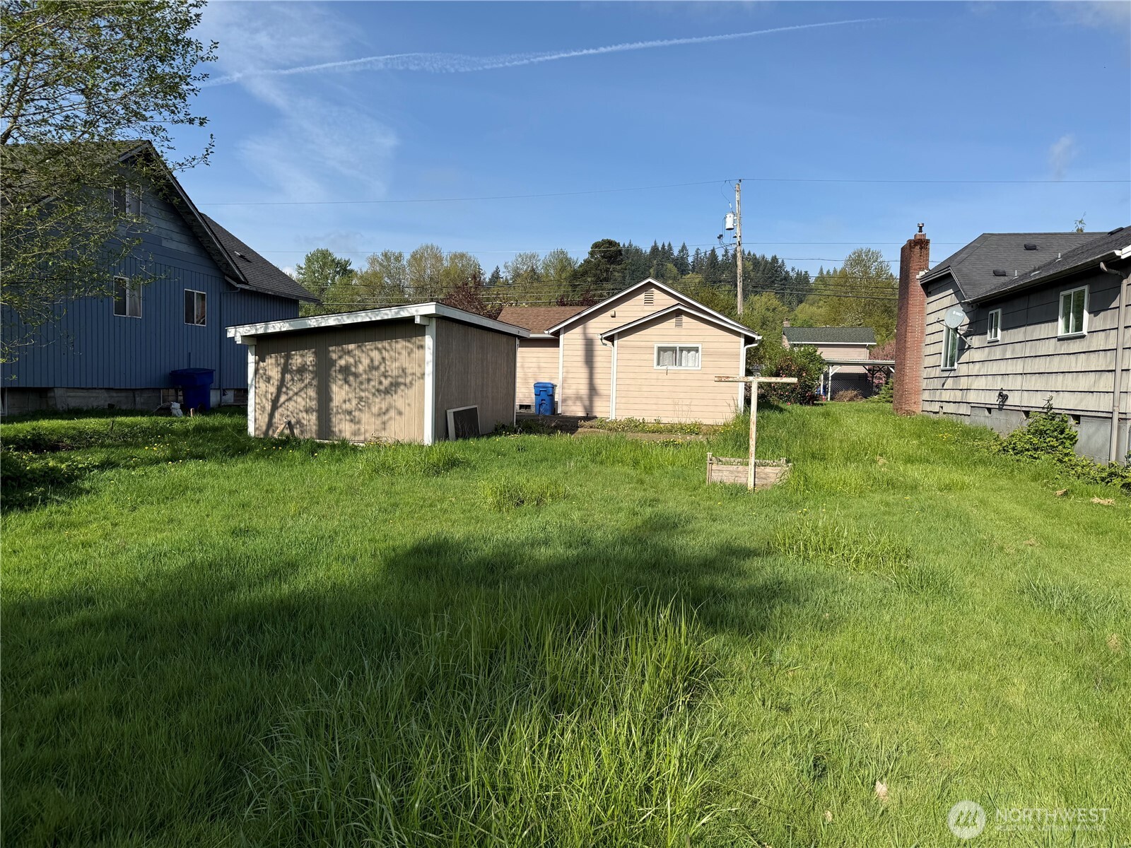 1216 N 1ST Avenue , Kelso, WA 98626