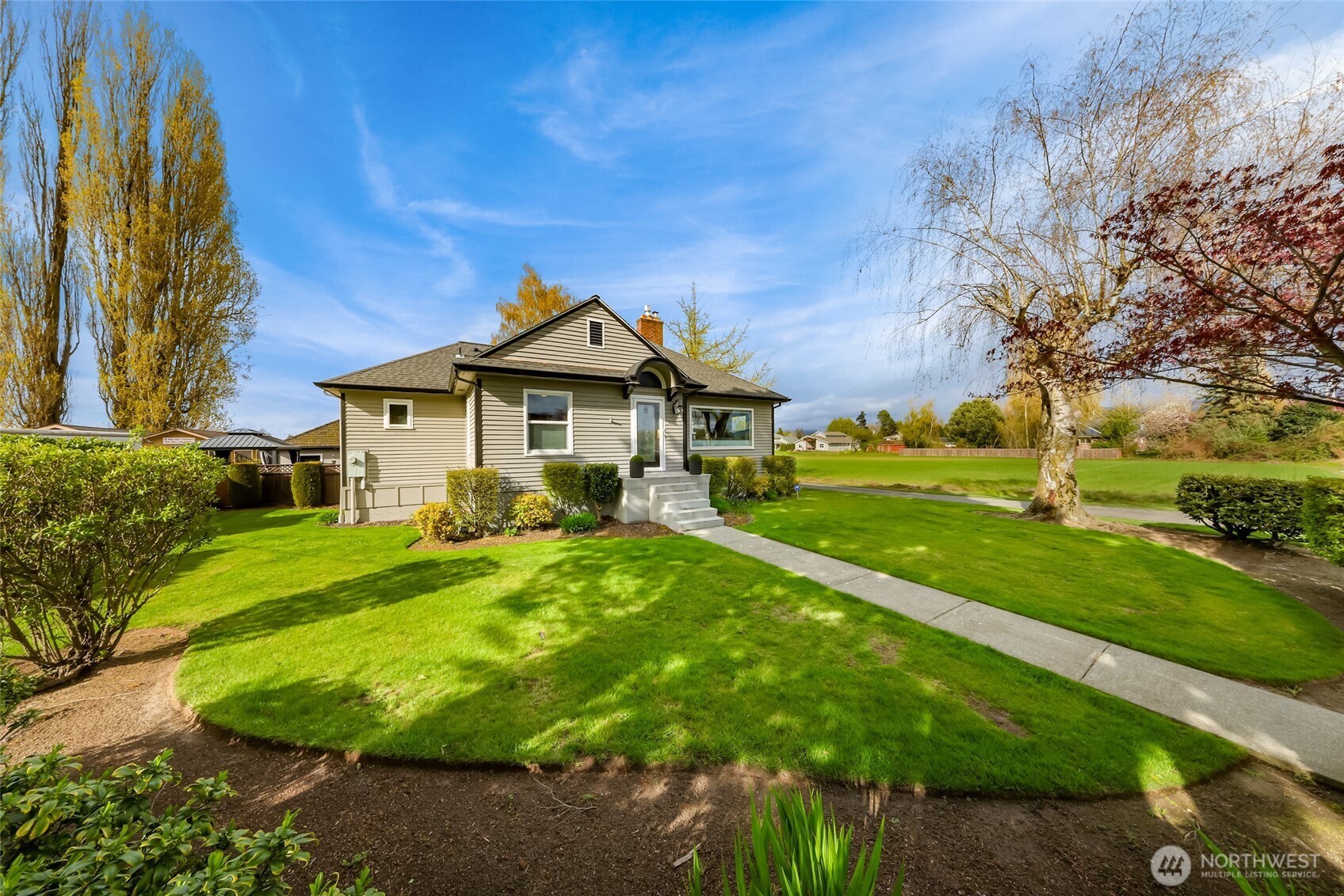 17645 McLean Road , Mount Vernon, WA 98273