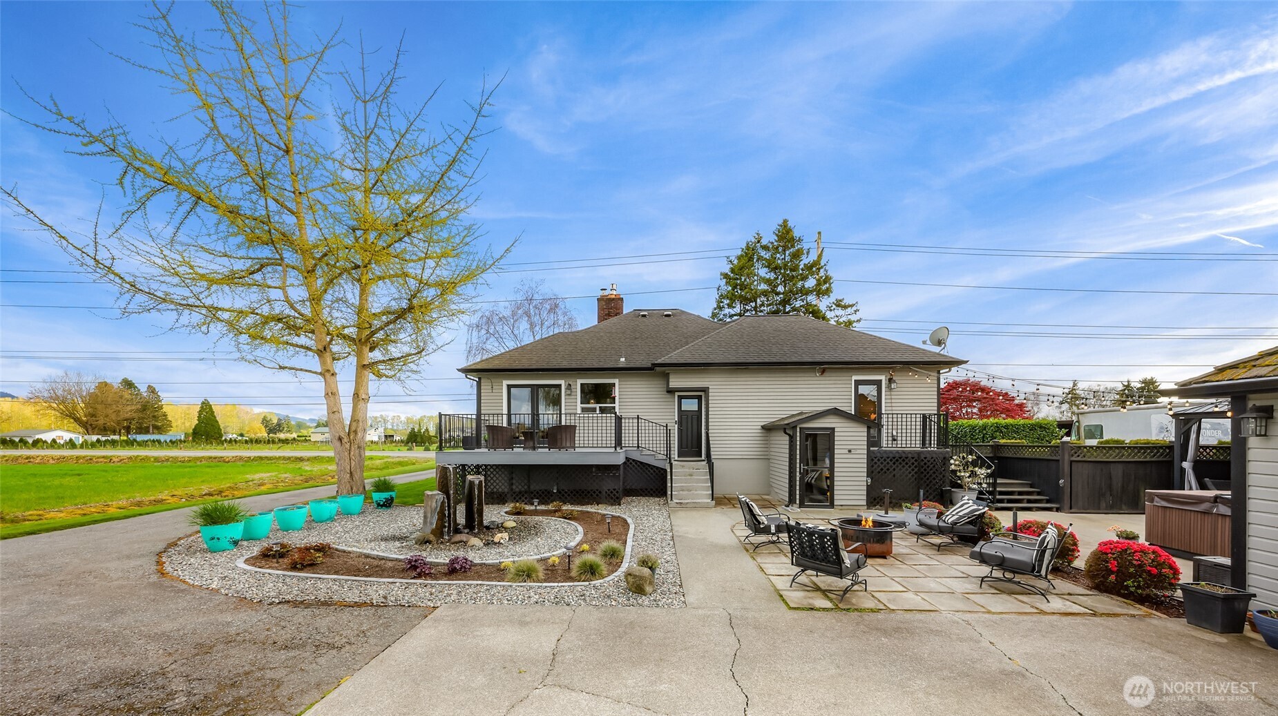 17645 McLean Road , Mount Vernon, WA 98273