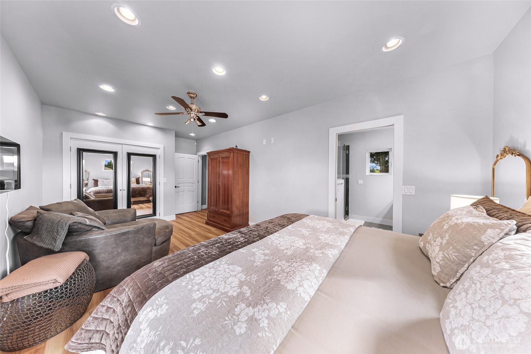 17645 McLean Road , Mount Vernon, WA 98273