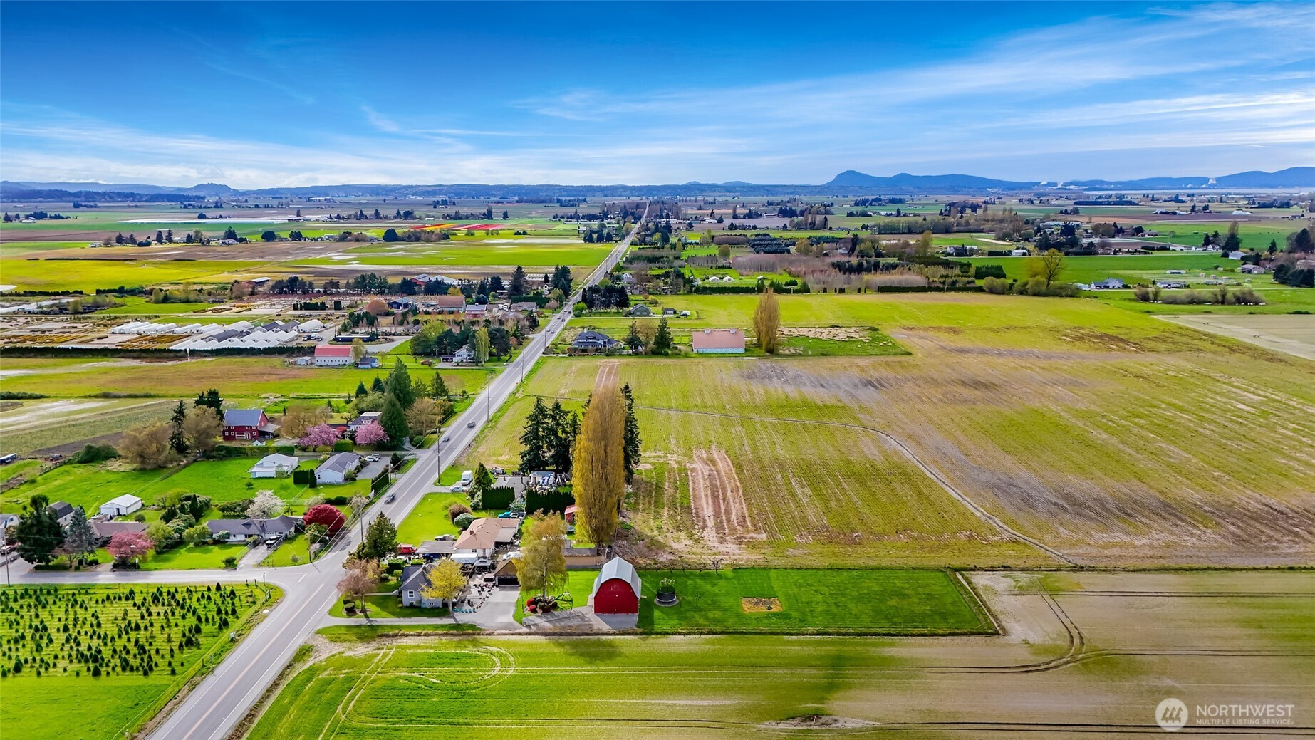 17645 McLean Road , Mount Vernon, WA 98273