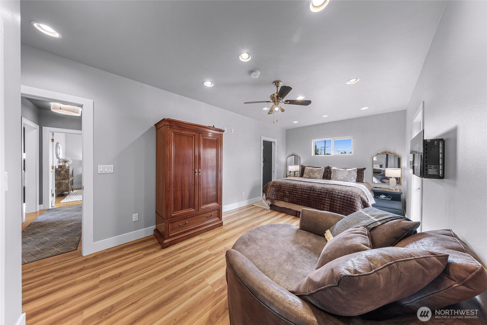17645 McLean Road , Mount Vernon, WA 98273