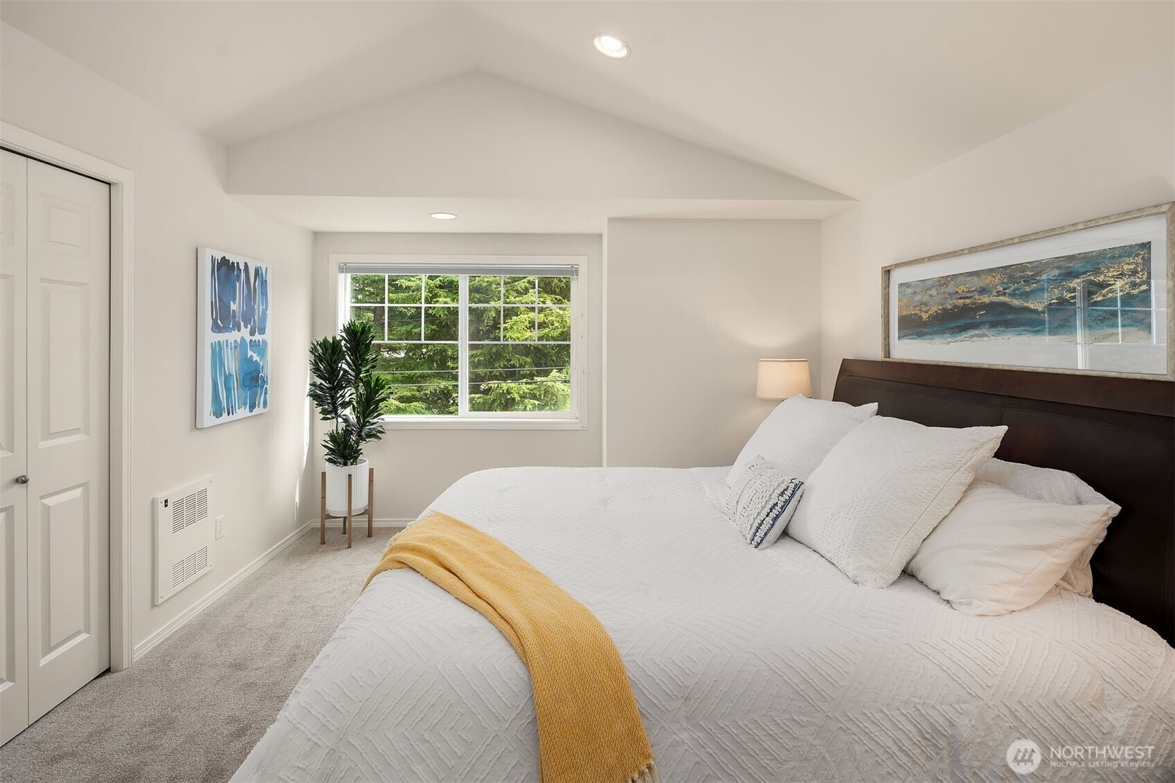 12317 10th Place NE #B, Seattle, WA 98125