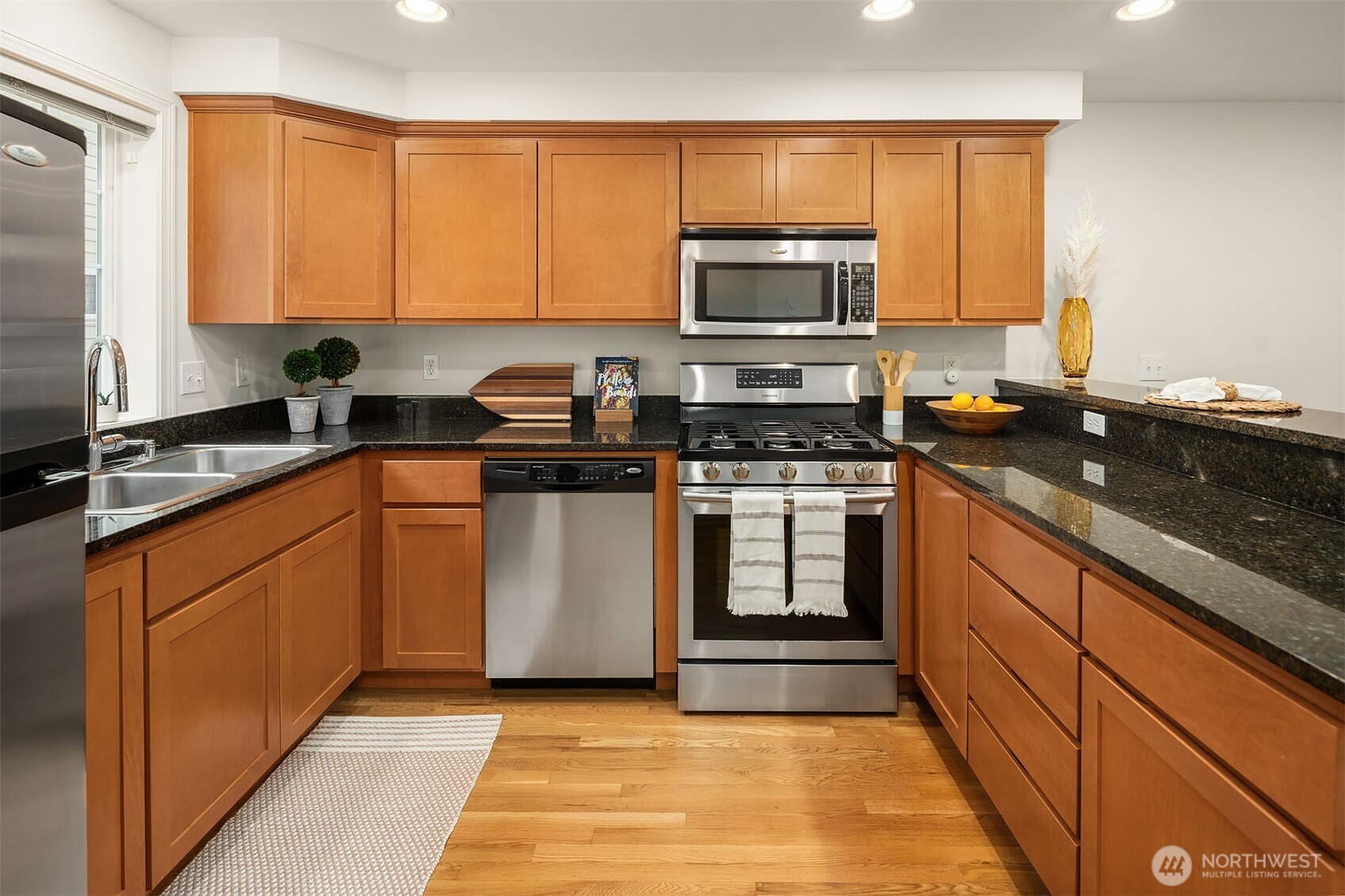 12317 10th Place NE #B, Seattle, WA 98125