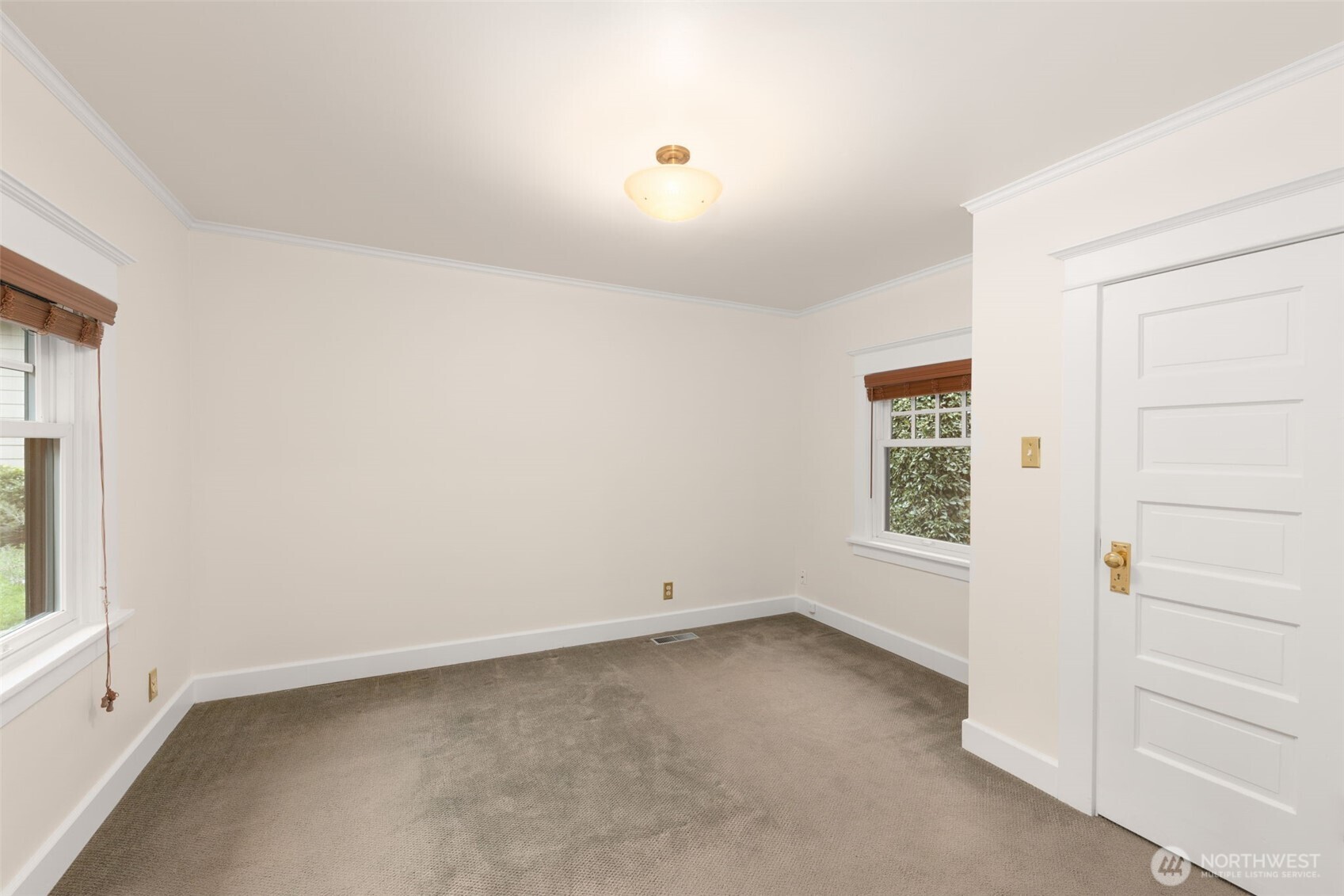 105 N 84th Street , Seattle, WA 98103