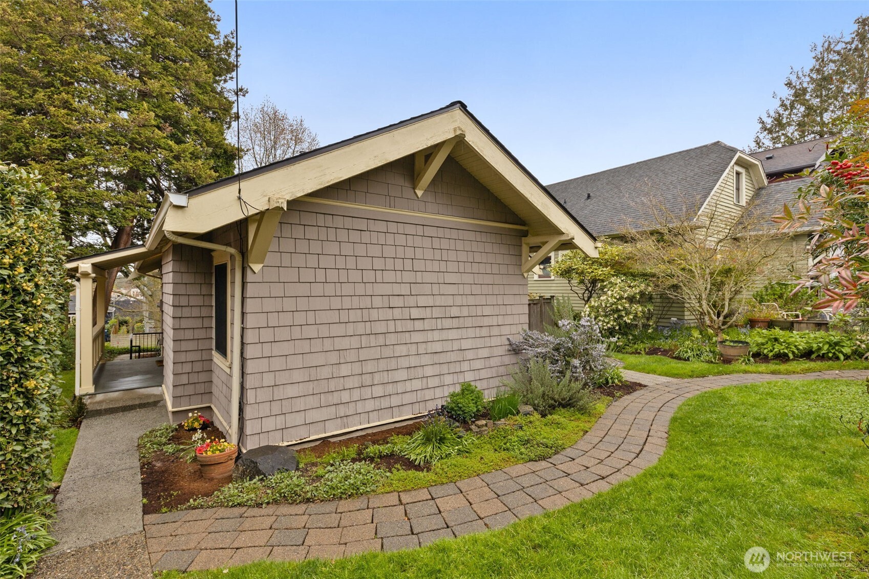 105 N 84th Street , Seattle, WA 98103