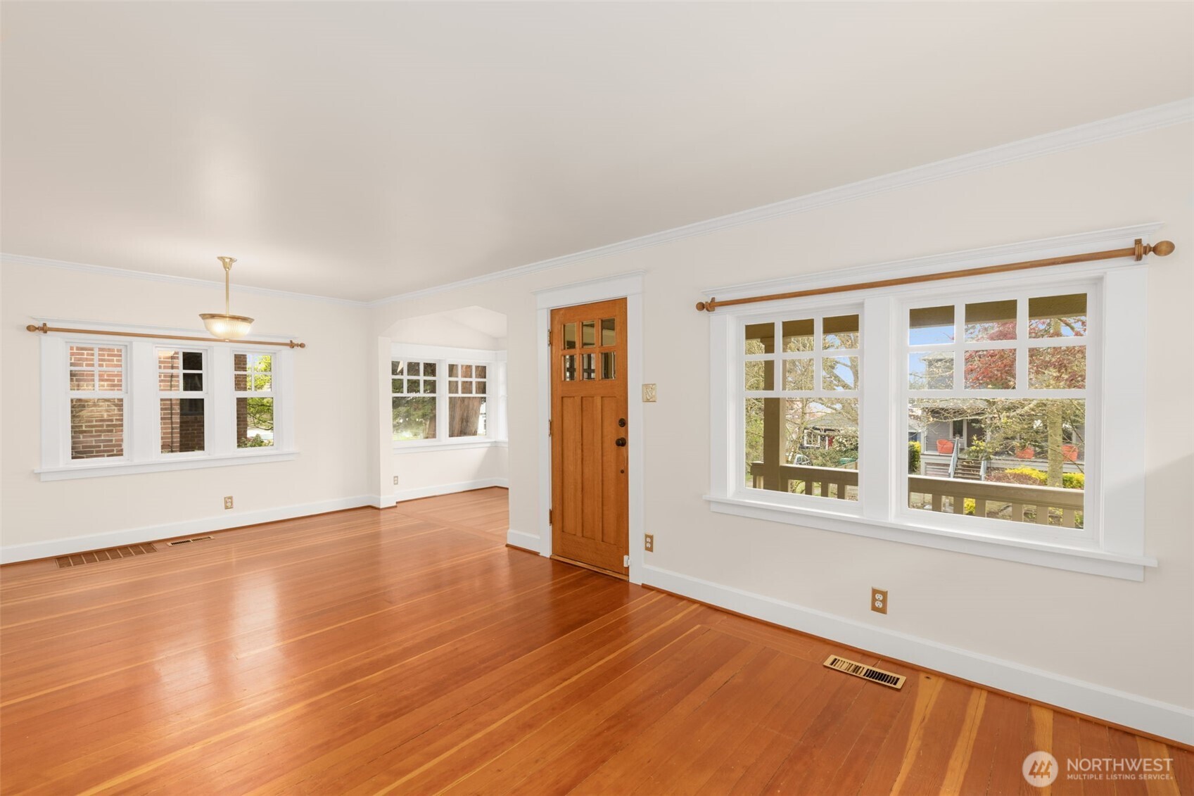 105 N 84th Street , Seattle, WA 98103