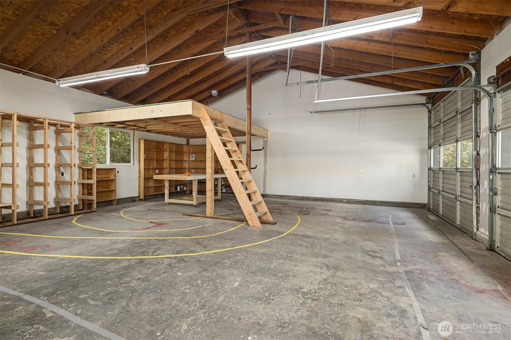 18527 182 Avenue NE, Woodinville, WA 98077