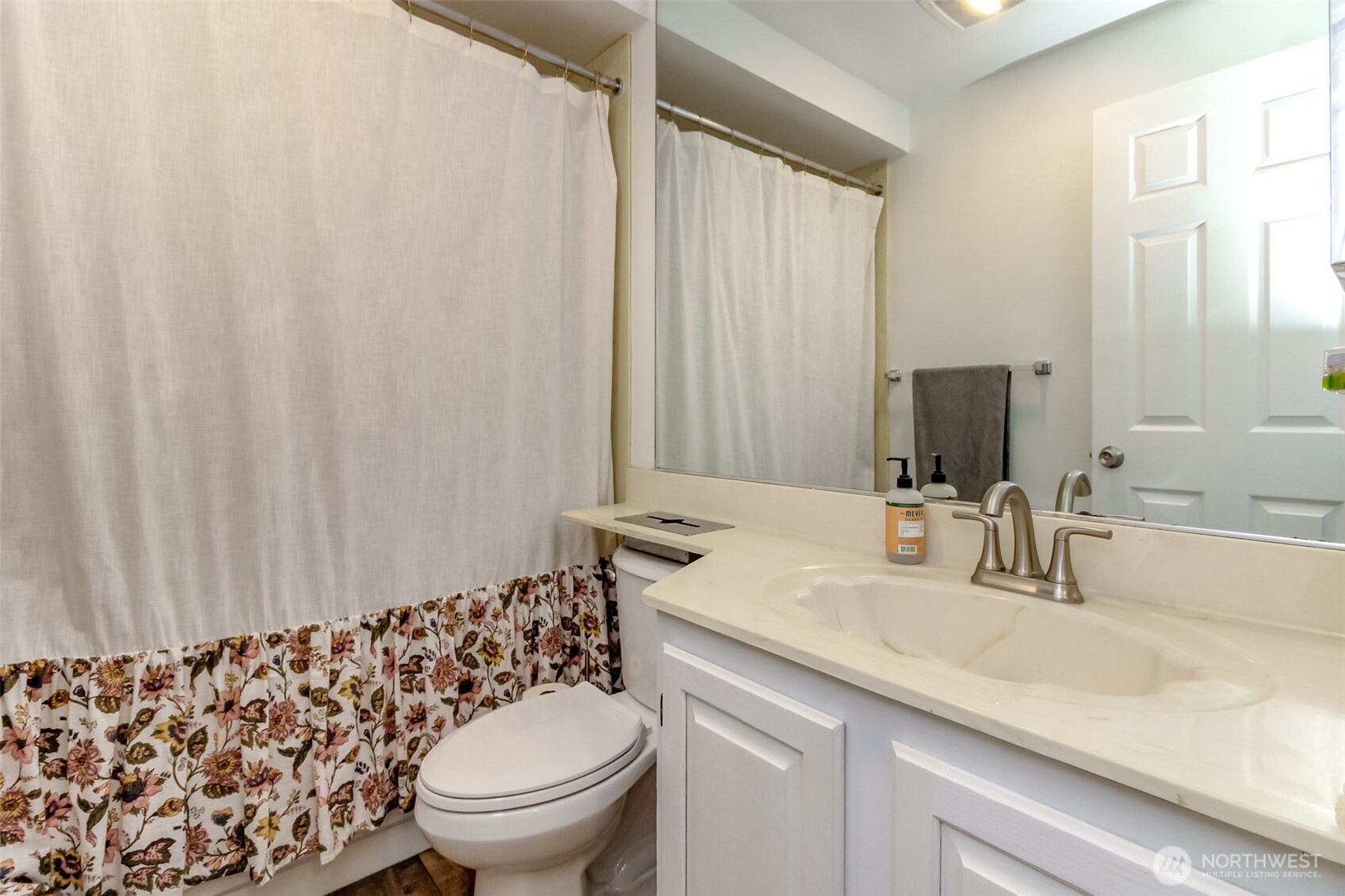 13235 12th Avenue SW #522, Burien, WA 98146