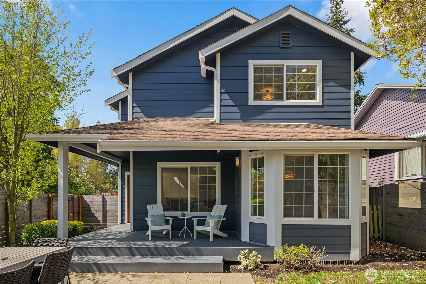 7701 37th Avenue NE, Seattle, WA 98115-4901