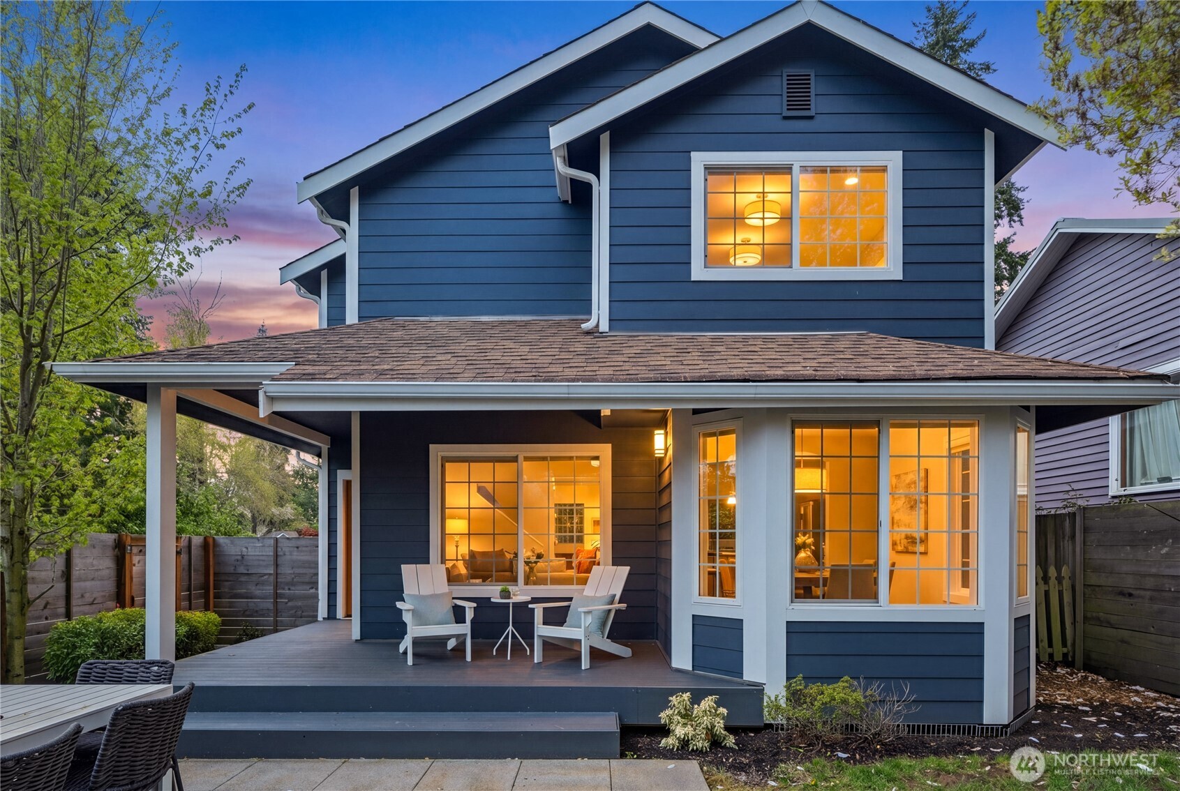 7701 37th Avenue NE, Seattle, WA 98115-4901
