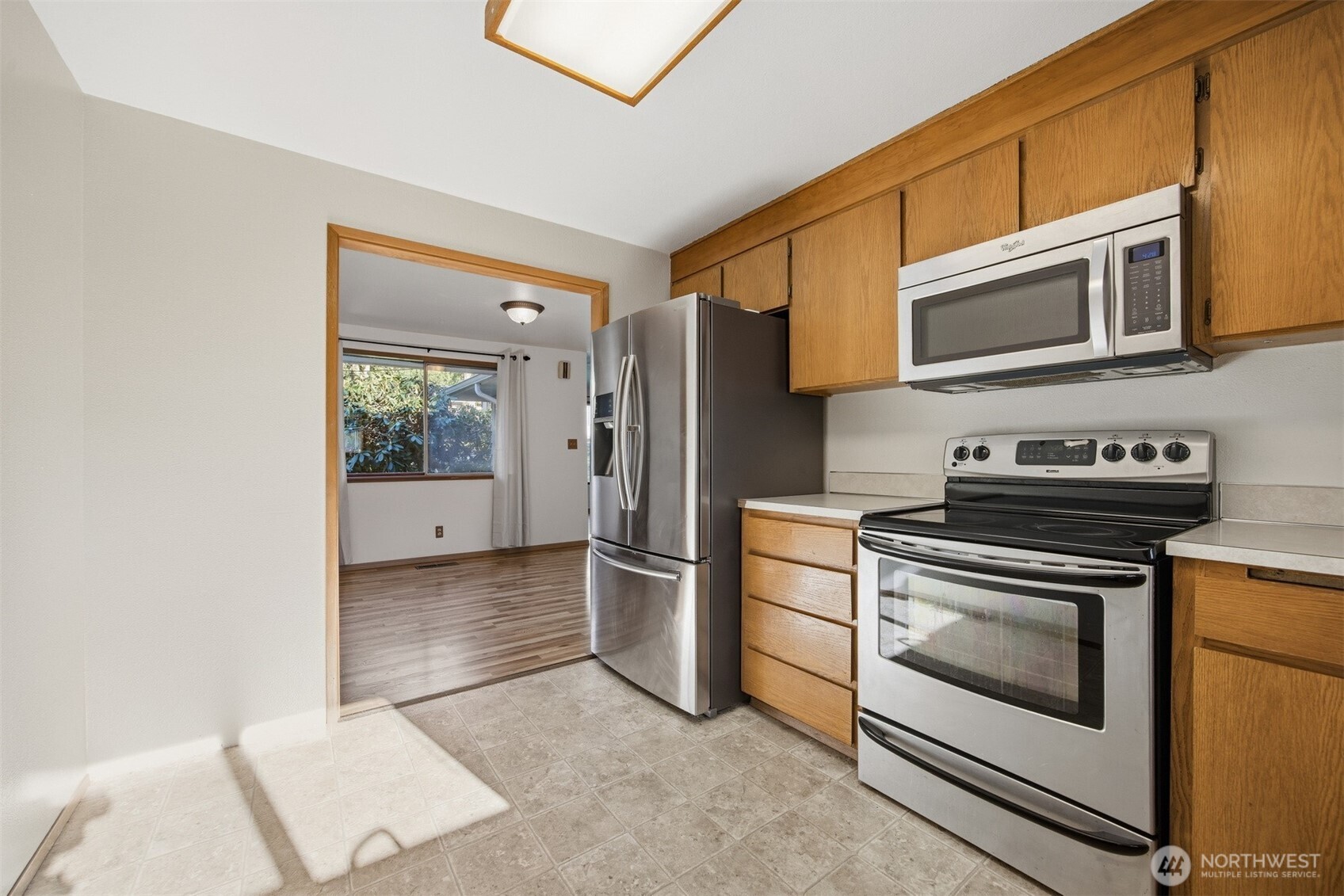 1011 N 14th Street , Mount Vernon, WA 98273