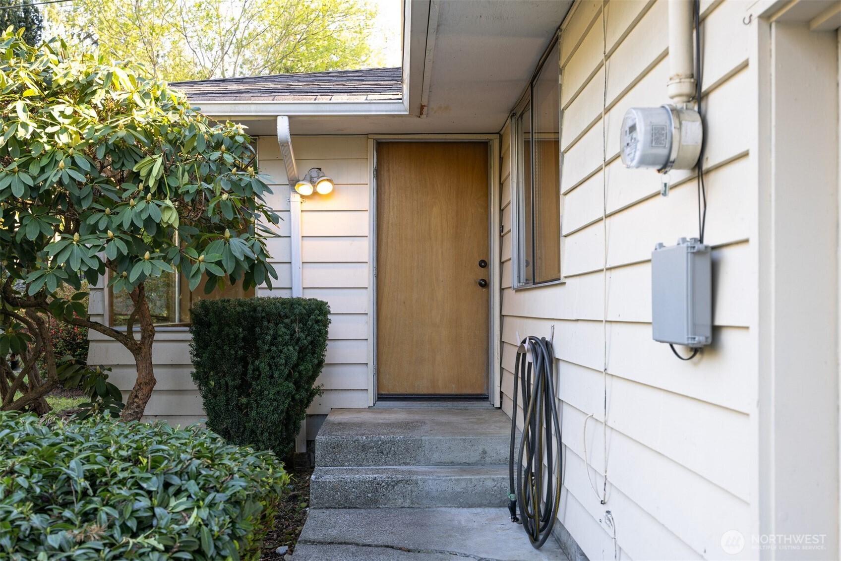 1011 N 14th Street , Mount Vernon, WA 98273
