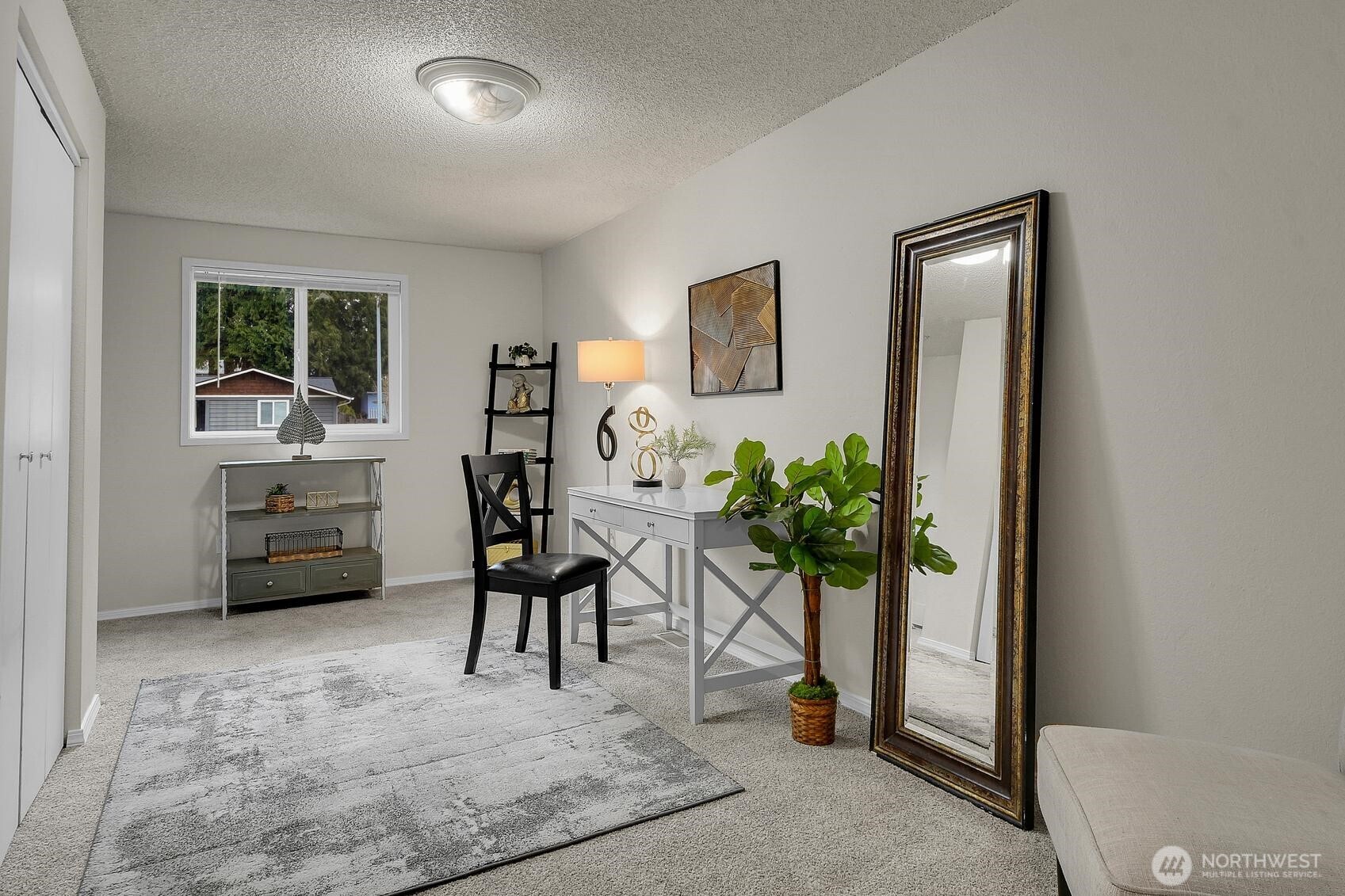 8901 Emerson Place , Everett, WA 98208