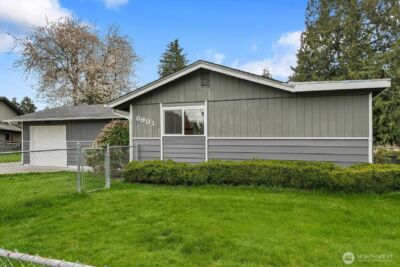 8901 Emerson Place , Everett, WA 98208 - Photo 17
