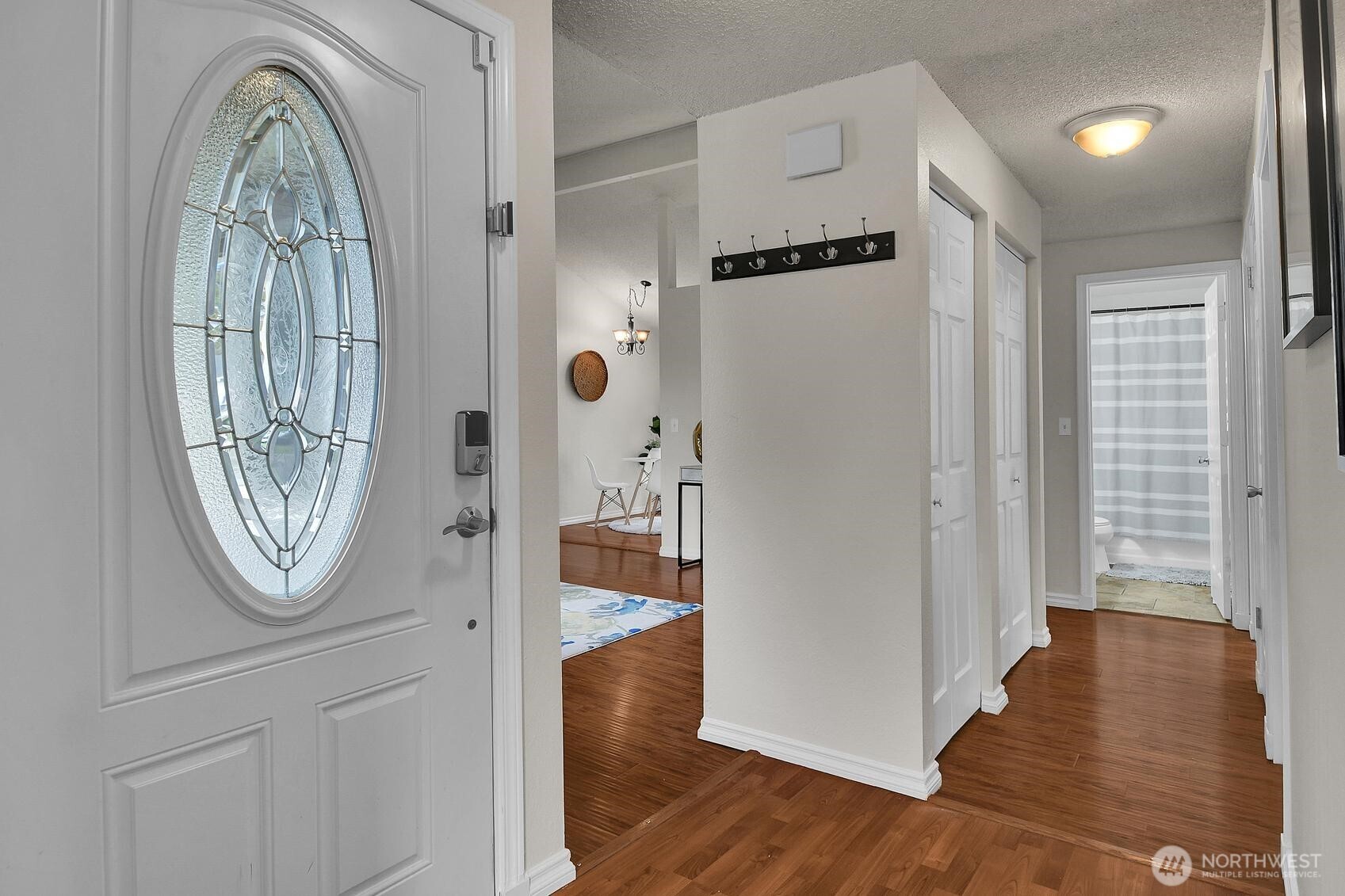 8901 Emerson Place , Everett, WA 98208