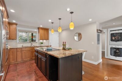 315 10th Avenue S #101, Kirkland, WA 98033-6941 - Photo 4