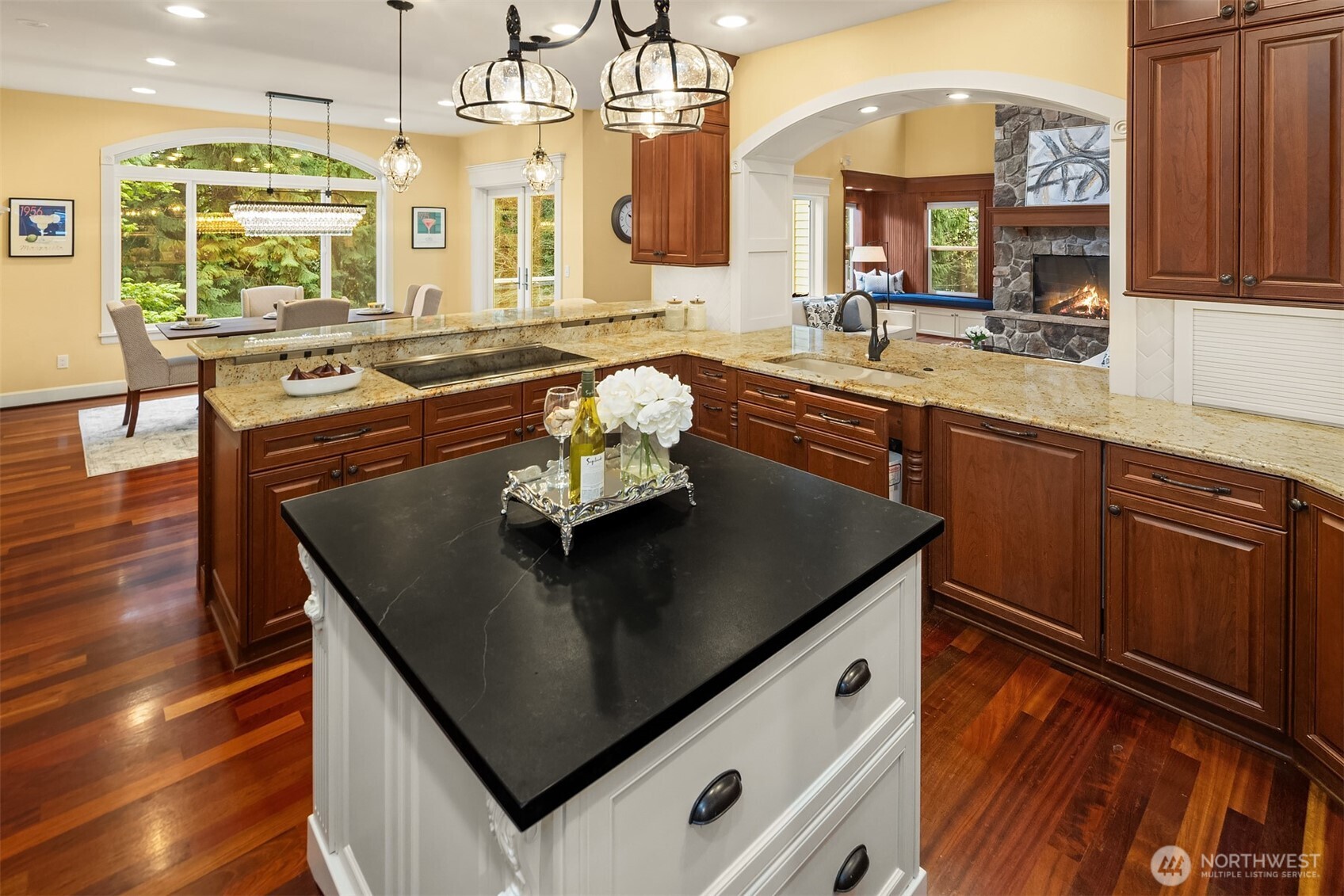 22017 SE 4th Street , Sammamish, WA 98074