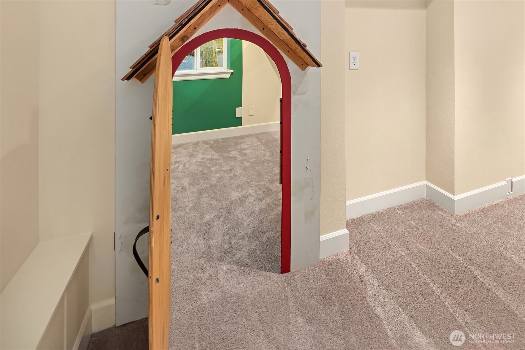 22017 SE 4th Street , Sammamish, WA 98074