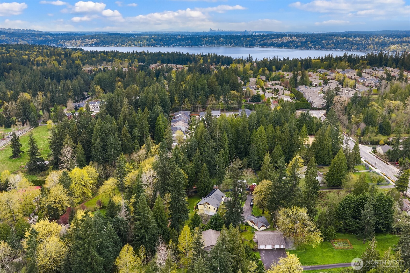 22017 SE 4th Street , Sammamish, WA 98074