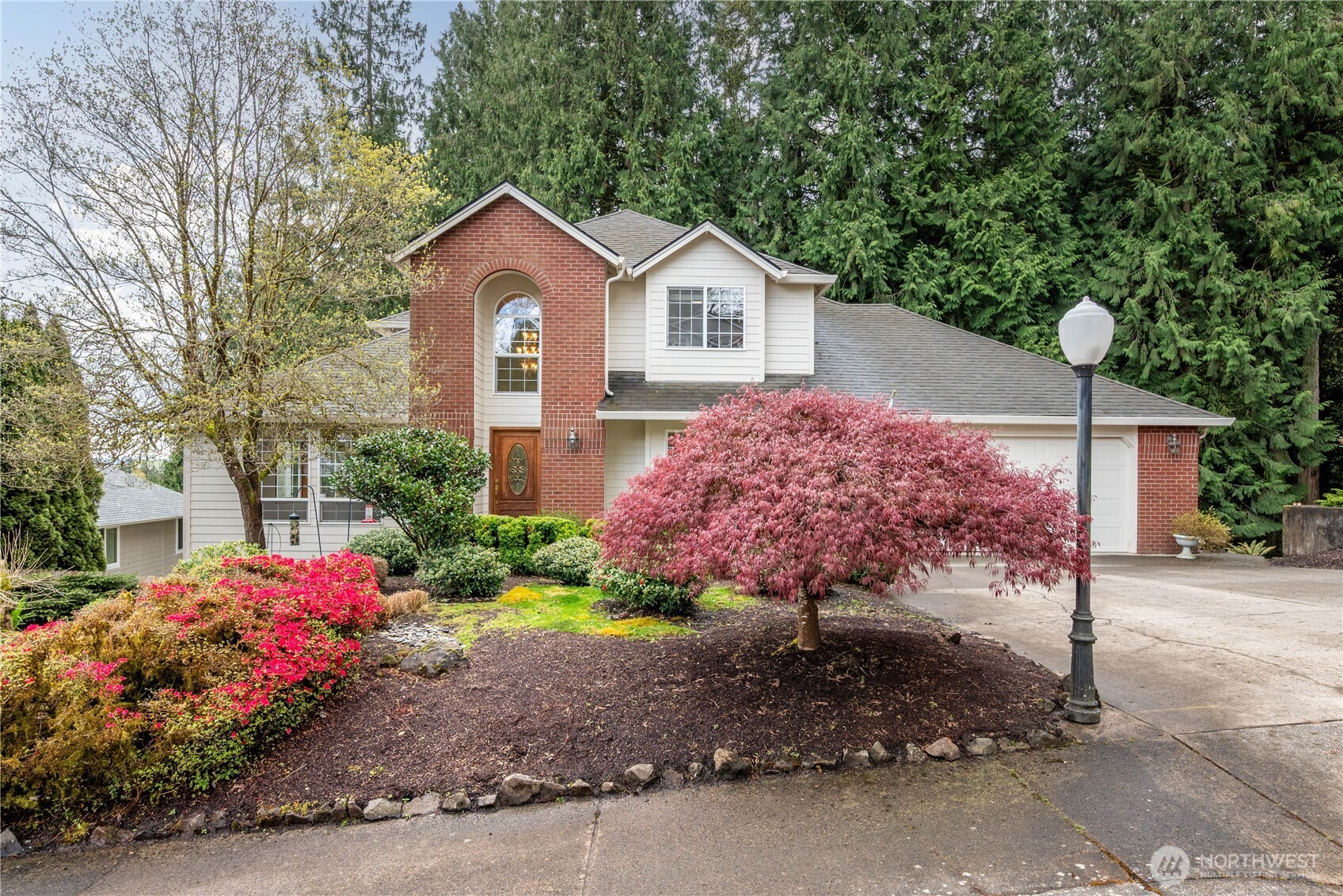 239 W St. James , Longview, WA 98632