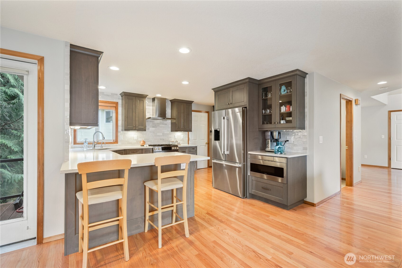 239 W St. James , Longview, WA 98632