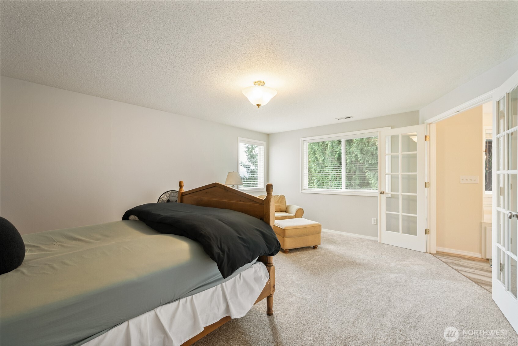 239 W St. James , Longview, WA 98632