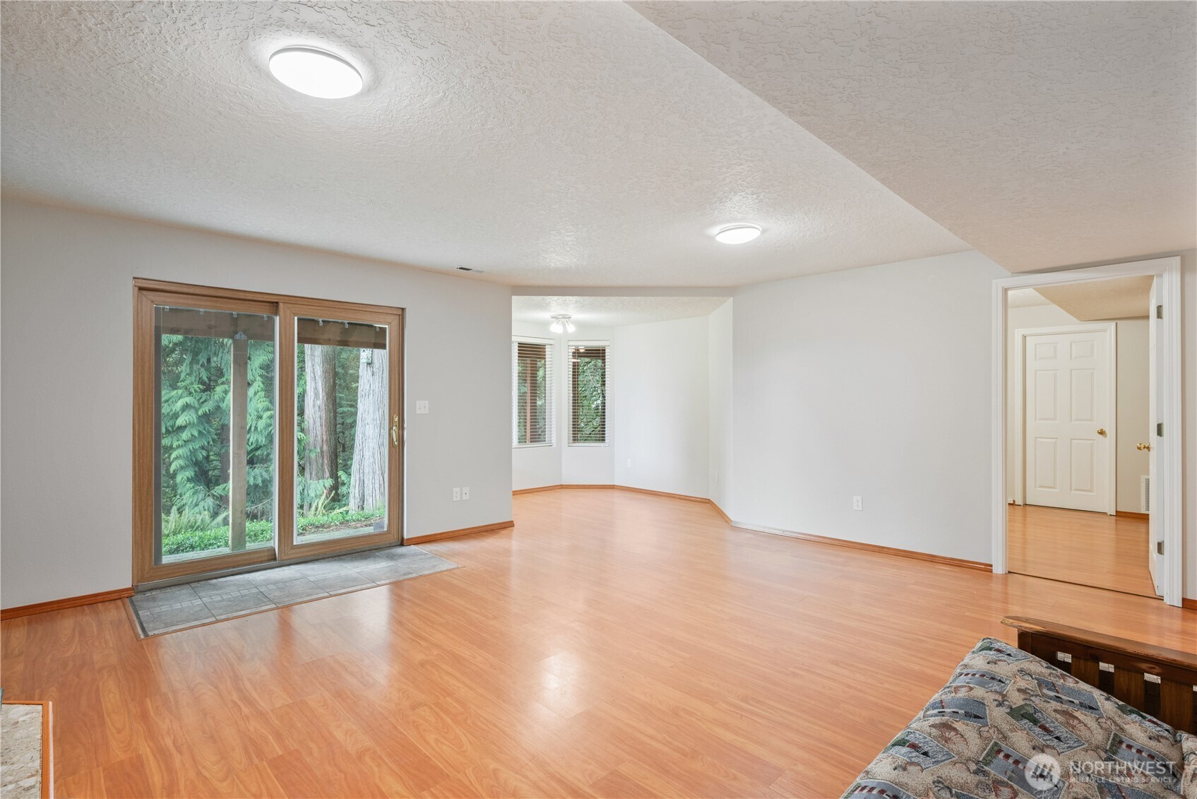 239 W St. James , Longview, WA 98632
