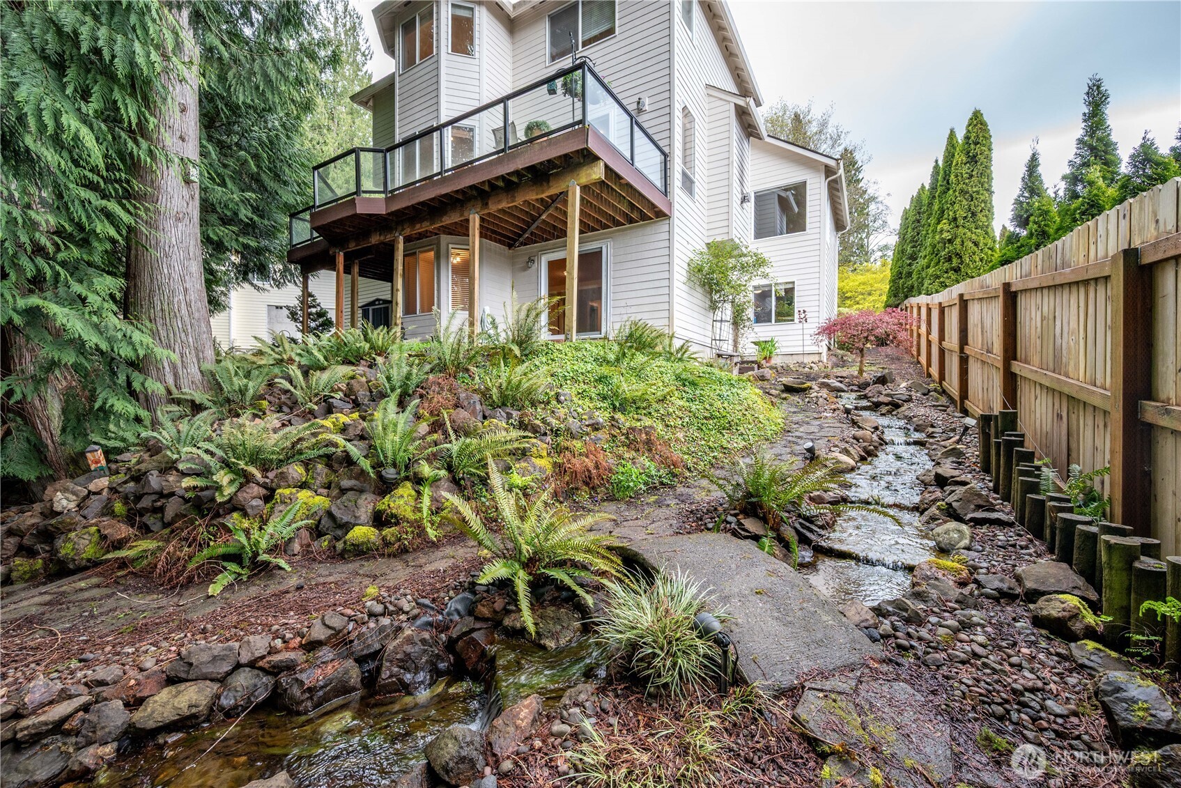 239 W St. James , Longview, WA 98632