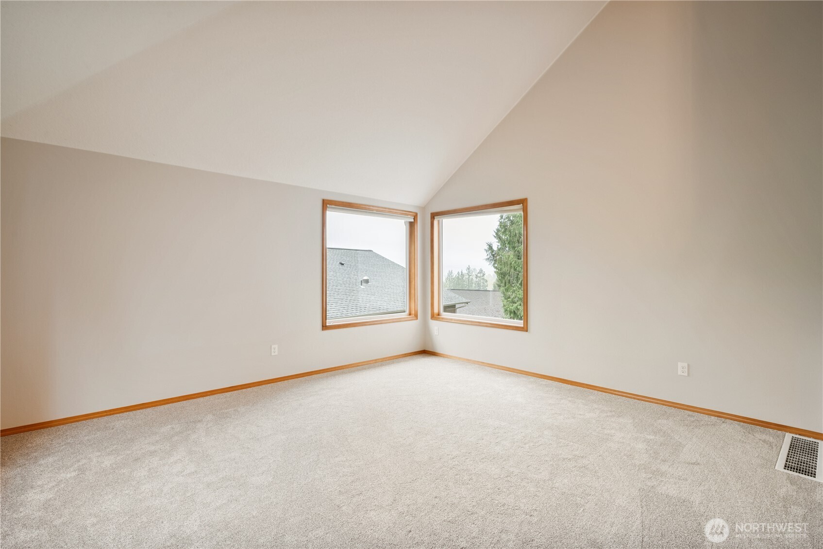 239 W St. James , Longview, WA 98632