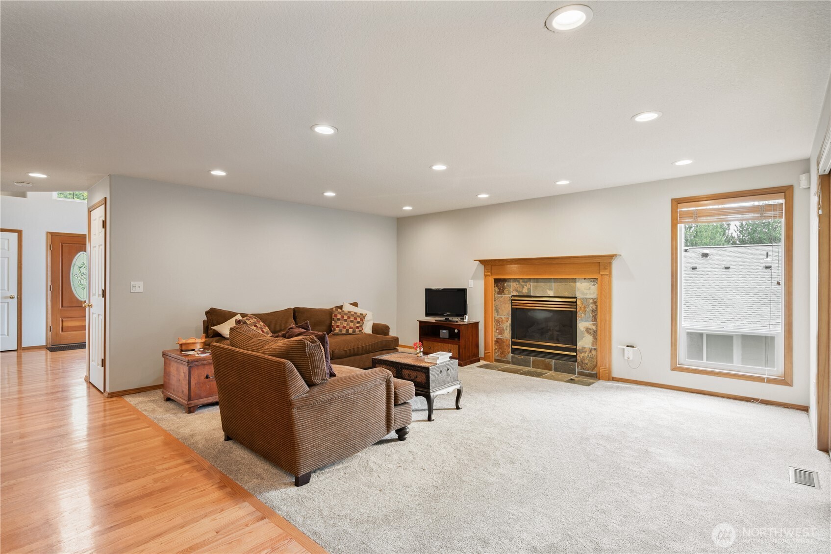 239 W St. James , Longview, WA 98632