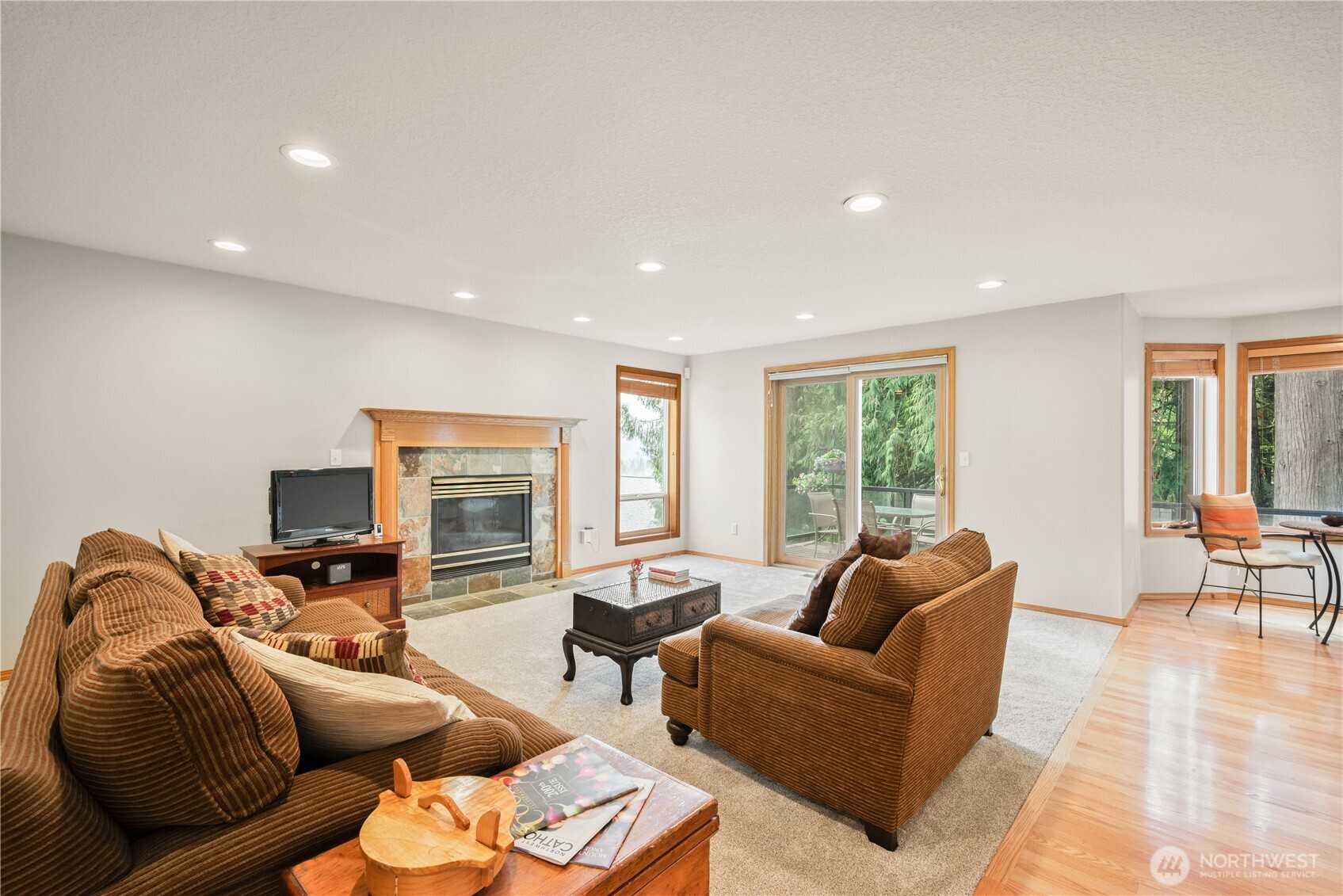 239 W St. James , Longview, WA 98632