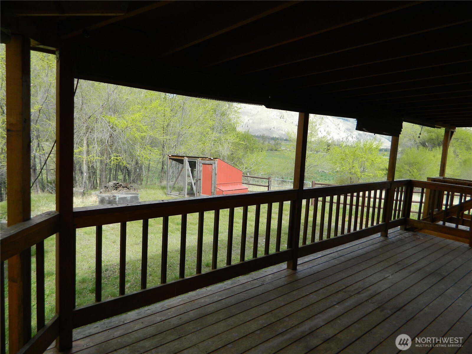2127 Sinlahekin Road , Loomis, WA 98827