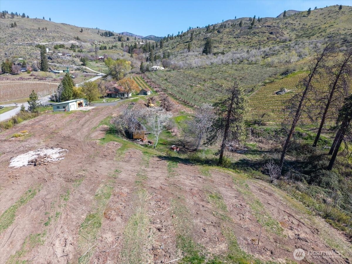 720 Lower Joe Creek Road , Manson, WA 98831