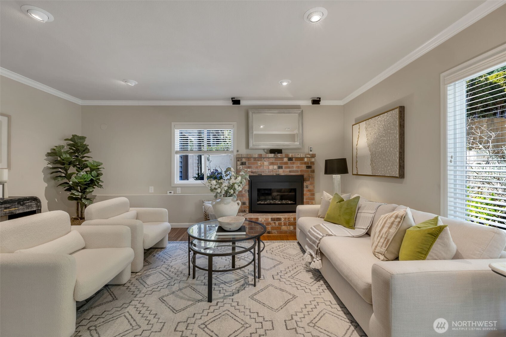 9236 NE 126th Place , Kirkland, WA 98034