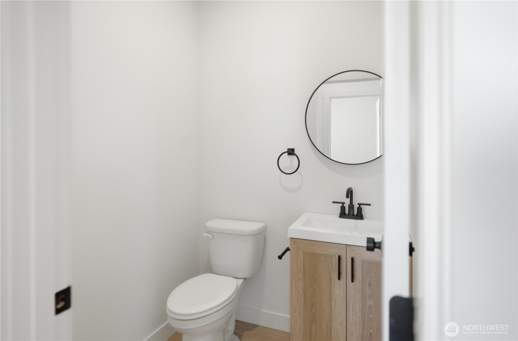 129 SE 3rd Avenue , Soap Lake, WA 98851