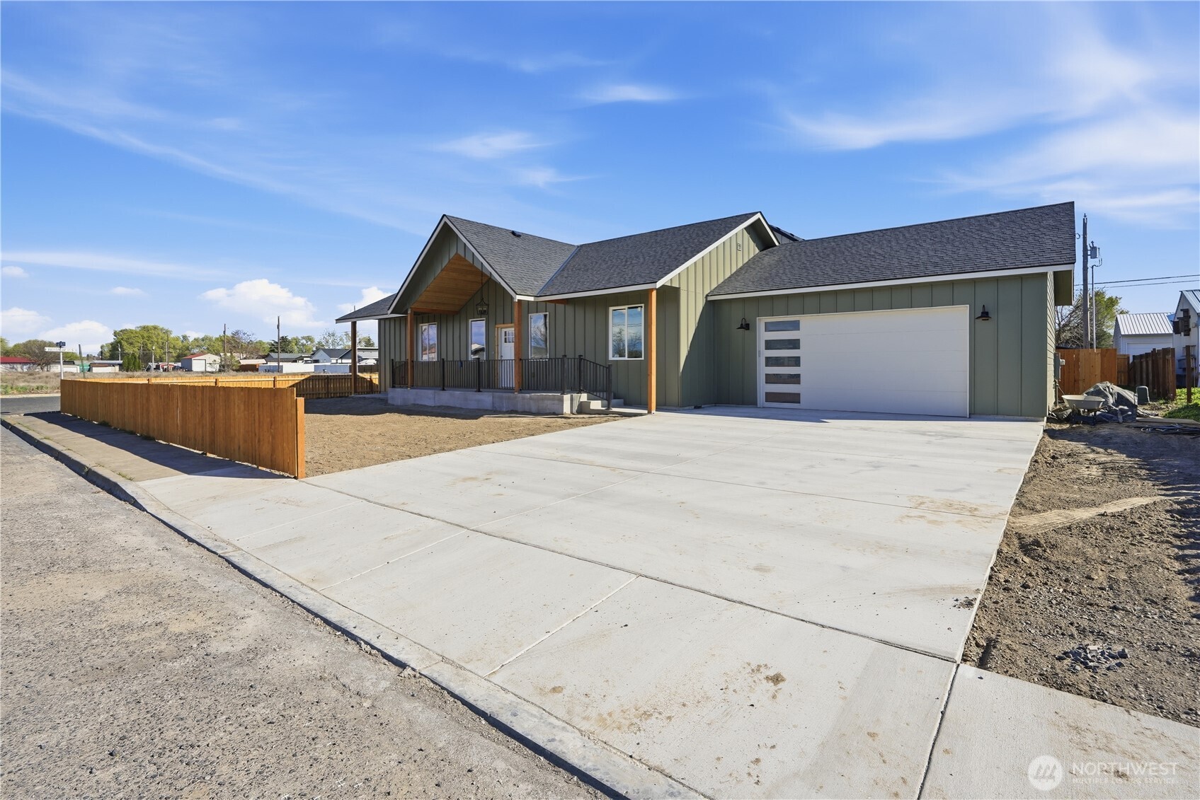 129 SE 3rd Avenue , Soap Lake, WA 98851