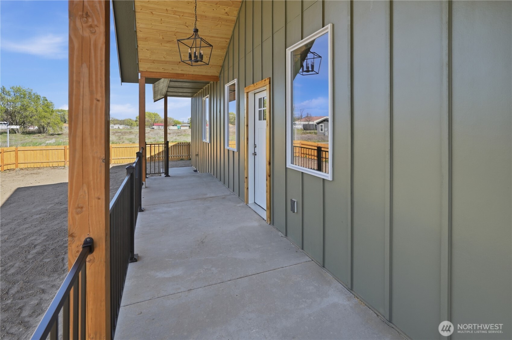 129 SE 3rd Avenue , Soap Lake, WA 98851