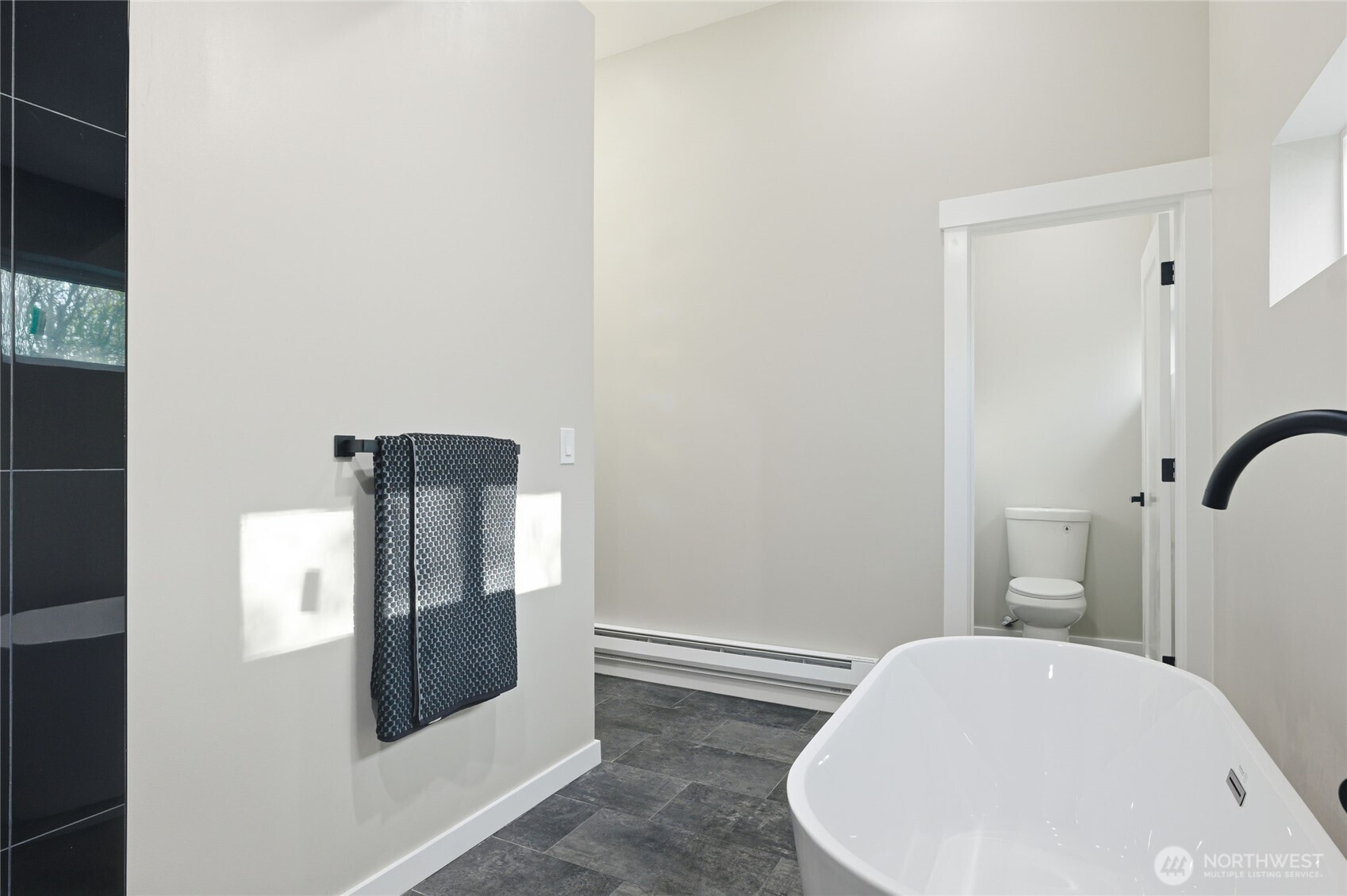 9226 S Yakima Avenue , Tacoma, WA 98444-4244