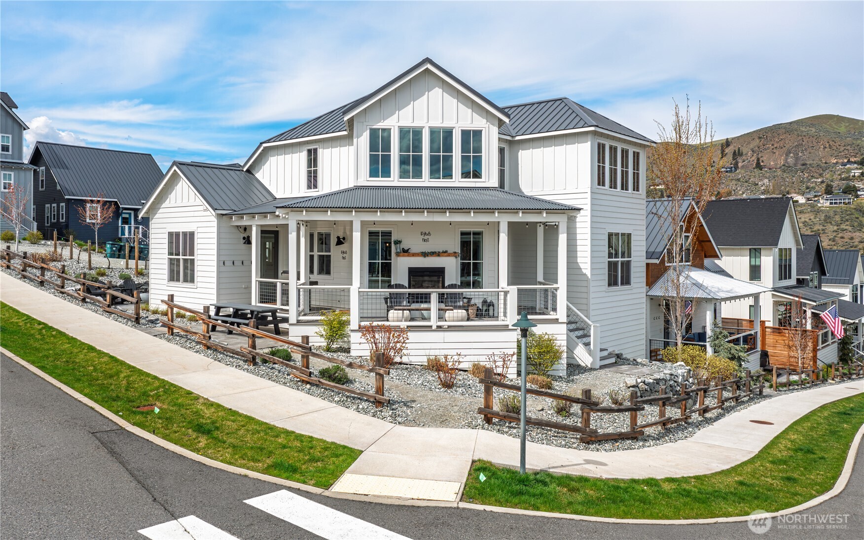 187 Bobcat Lane , Chelan, WA 98816